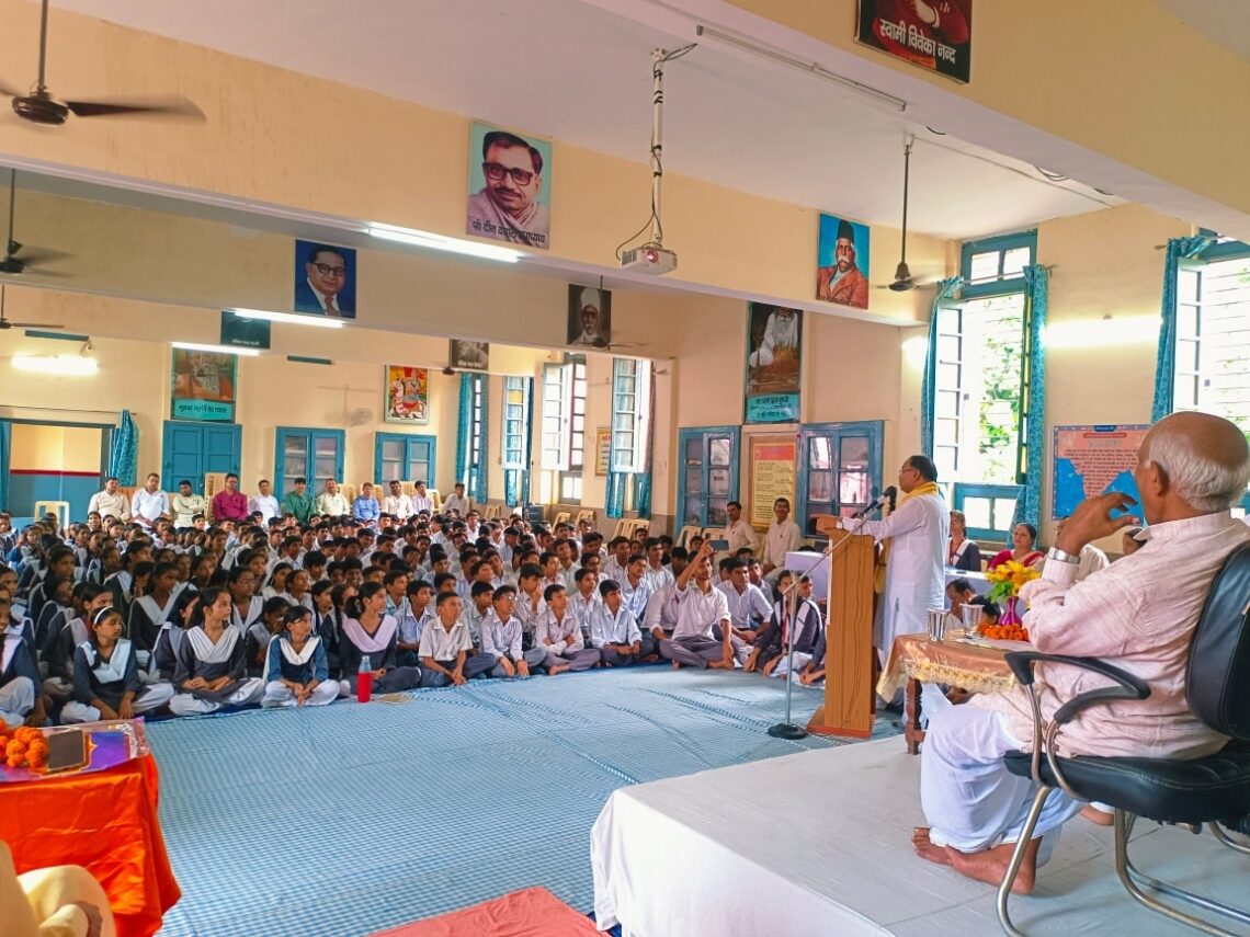 📚✨ शिक्षक दिवस समारोह 2025 – निराला नगर लखनऊ✨📚