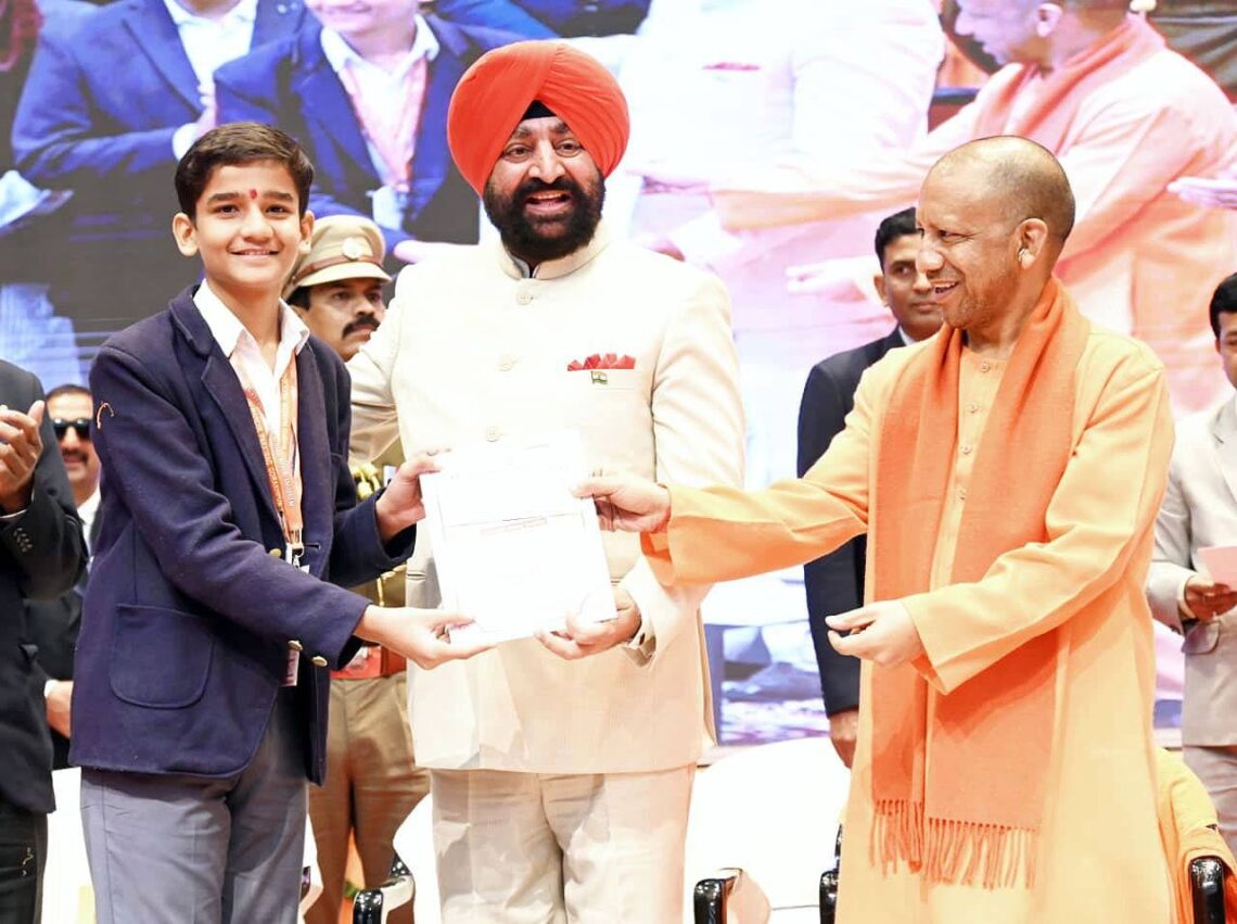 🌟 “संस्थापक-सप्ताह समारोह 2025” – मुख्य महोत्सव एवं पुरस्कार वितरण समारोह