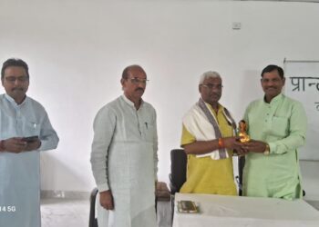 🕉️ विद्या भारती – कार्य में शोध और क्रियाशीलता का संगम 🕉️