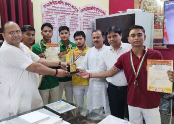 🥋✨ अखिल भारतीय ताइक्वांडो प्रतियोगिता में सौम्या उपविजेता ✨🥋