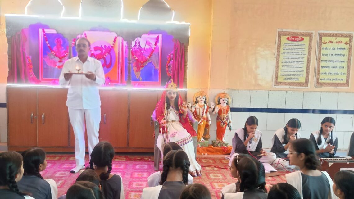 🌺🙏 भक्ति और उत्साह से सम्पन्न माँ ब्रह्मचारिणी पूजन 🙏🌺