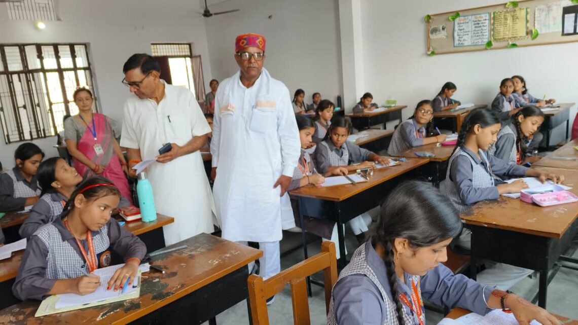 📖✨ विद्या भारती द्वारा आयोजित अर्द्धवार्षिक परीक्षाओं का औचक निरीक्षण ✨📖