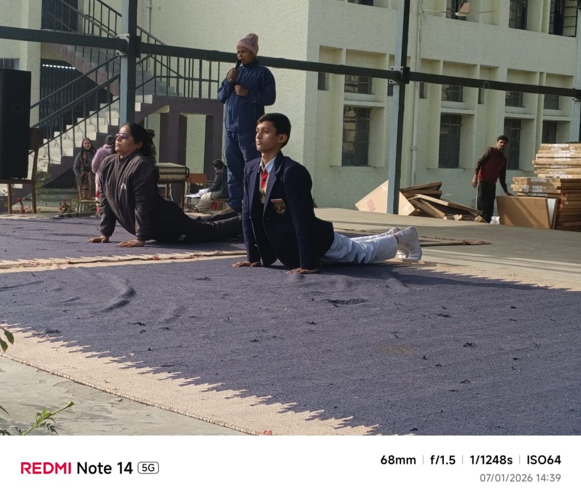 🌞 सूर्य नमस्कार अभ्यास कार्यक्रम – ऊर्जा विहार, ऊँचाहार 🌞