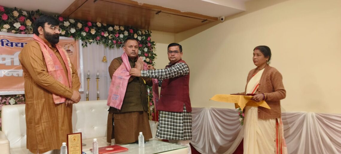 🌸 पूर्वछात्र परिषद की प्रांतीय बैठक – लखनऊ 🌸