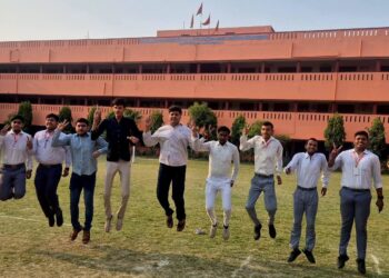 🎉 सीबीएसई 12वीं परिणाम में नागाजी विद्या मंदिर का शानदार प्रदर्शन 🎉